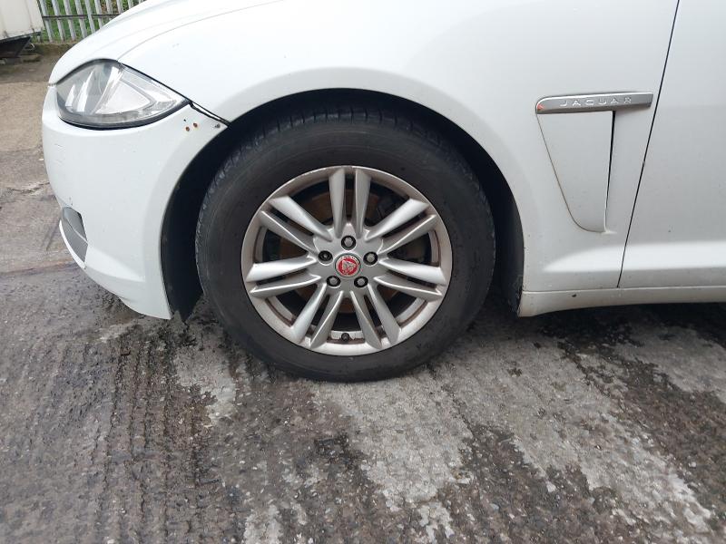 2015 JAGUAR XF 2.2D [163] LUXURY 4DR AUTO