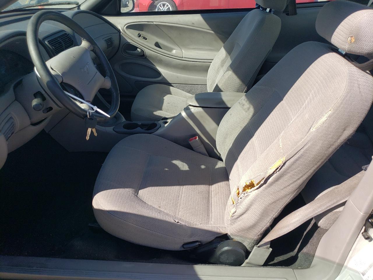2000 Ford Mustang VIN: 1FAFP4047YF314646 Lot: 85551775