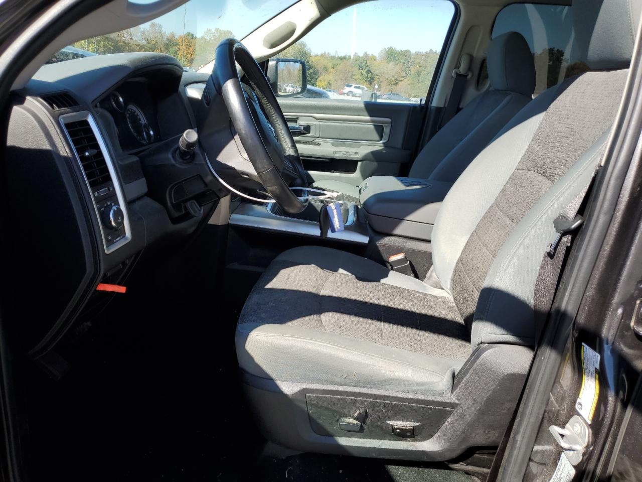 2017 Ram 1500 Slt VIN: 3C6RR7LT3HG511194 Lot: 82661165