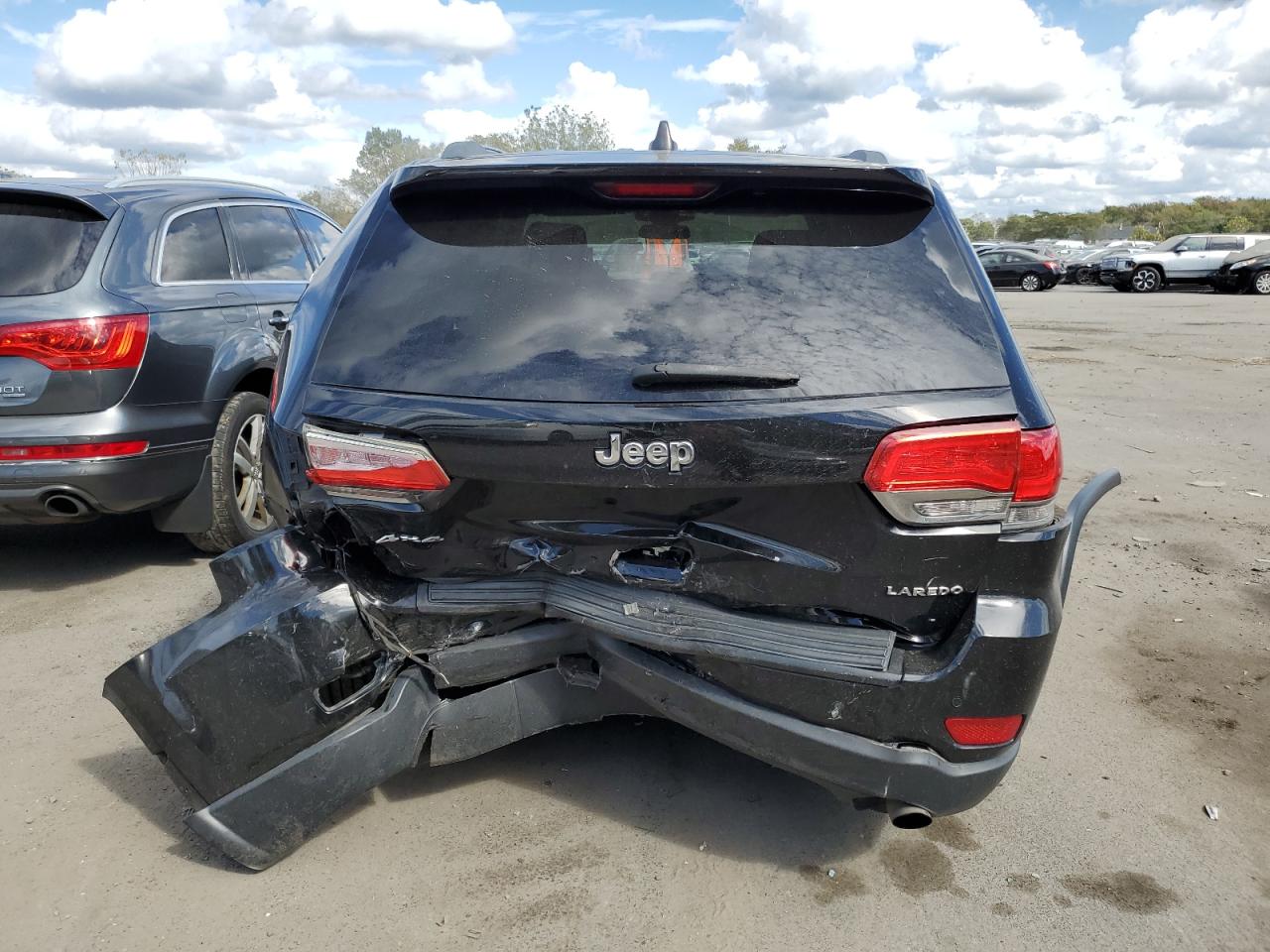 2018 Jeep Grand Cherokee Laredo VIN: 1C4RJFAG3JC507526 Lot: 85646375