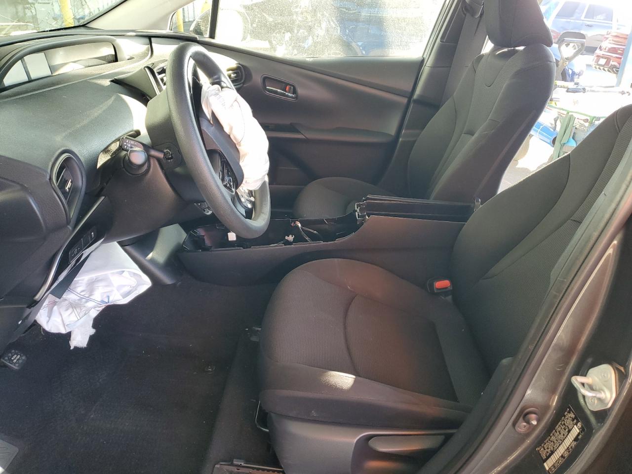 2020 Toyota Prius L VIN: JTDKARFUXL3104499 Lot: 89528845