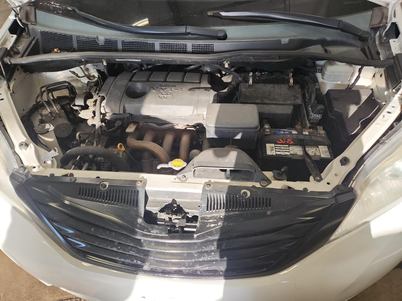 2012 Toyota Sienna Base VIN: 5TDKA3DC1CS010775 Lot: 85138615