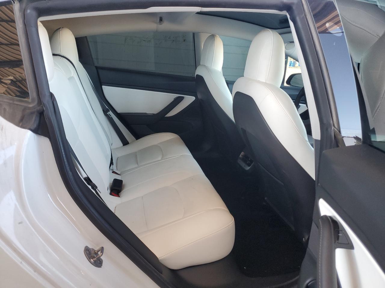 2020 Tesla Model 3 VIN: 5YJ3E1EB8LF719811 Lot: 81847855