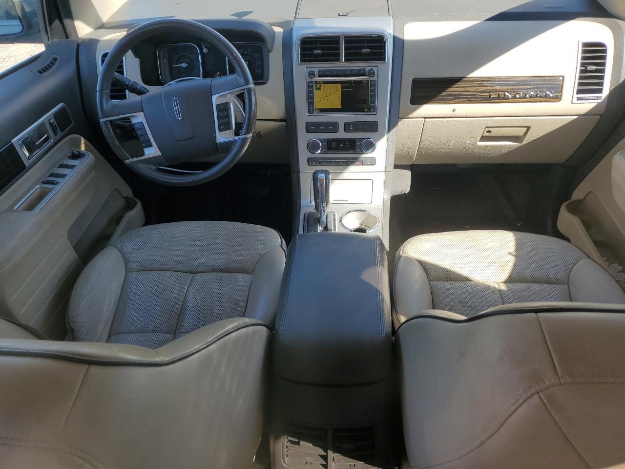 2010 Lincoln Mkx VIN: 2LMDJ8JC3ABJ04066 Lot: 85929915