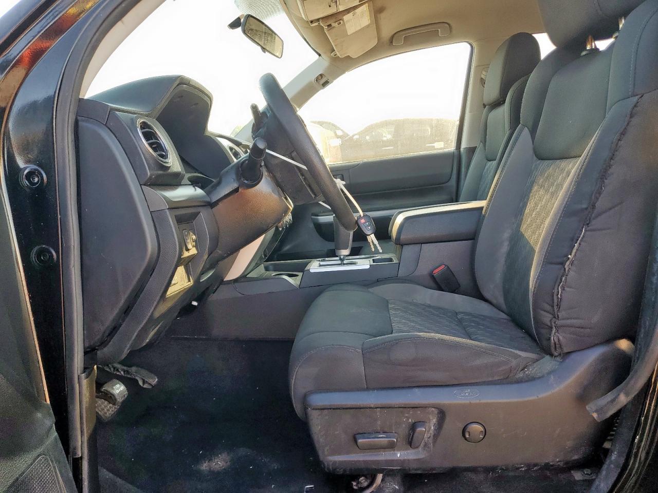 2019 Toyota Tundra Crewmax Sr5 VIN: 5TFEM5F10KX143466 Lot: 85540325