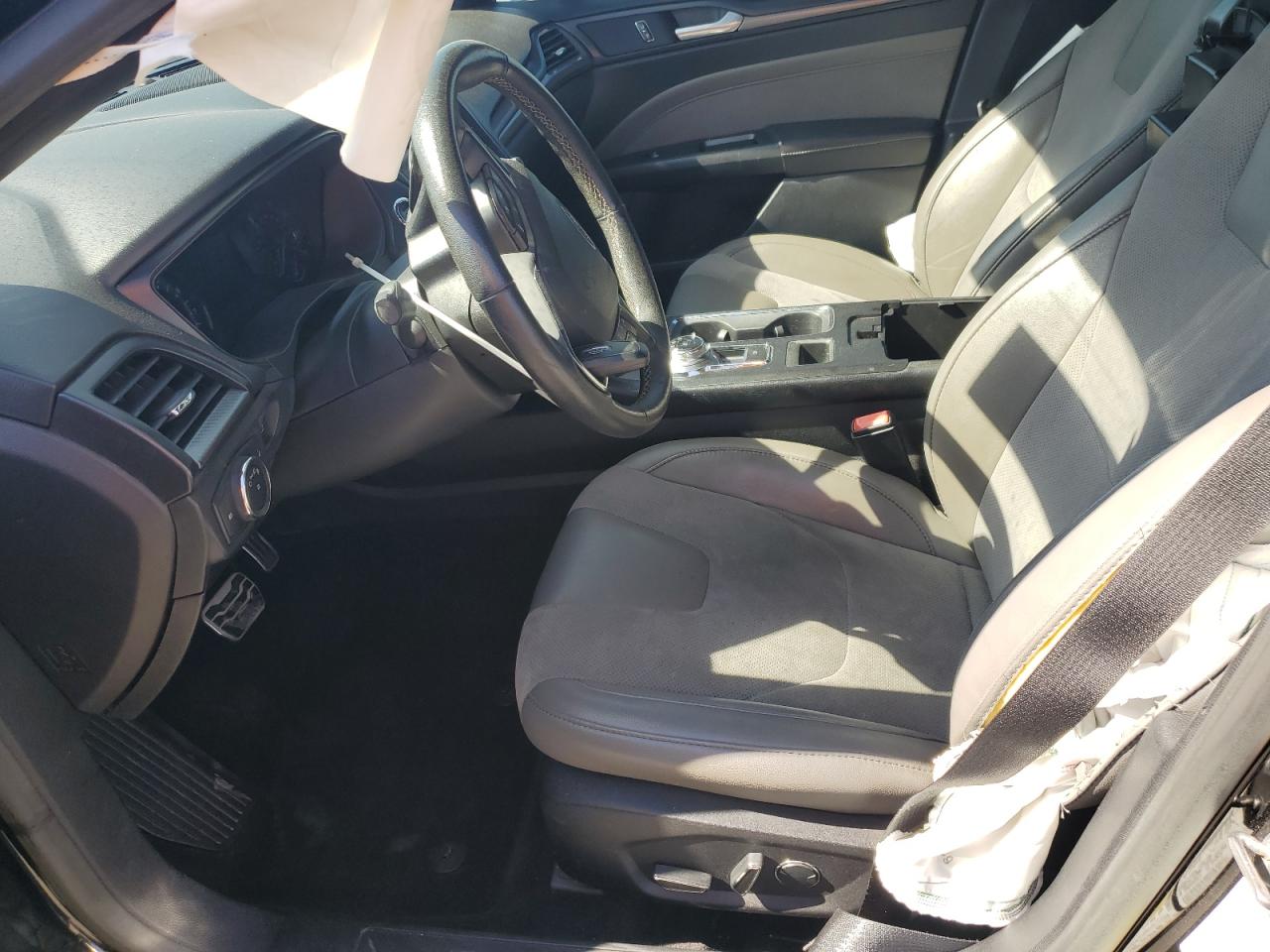 2017 Ford Fusion Sport VIN: 3FA6P0VP3HR329112 Lot: 84436885