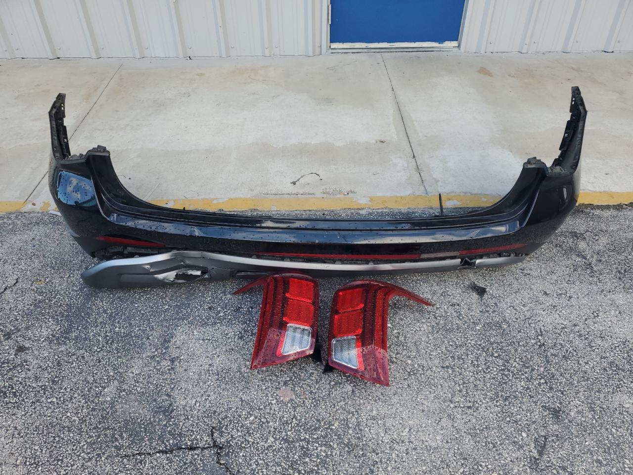 2024 Hyundai Palisade Limited VIN: KM8R54GE7RU681972 Lot: 86835595