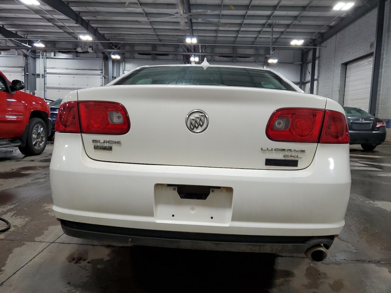 2010 Buick Lucerne Cxl VIN: 1G4HC5EM7AU122086 Lot: 89857105