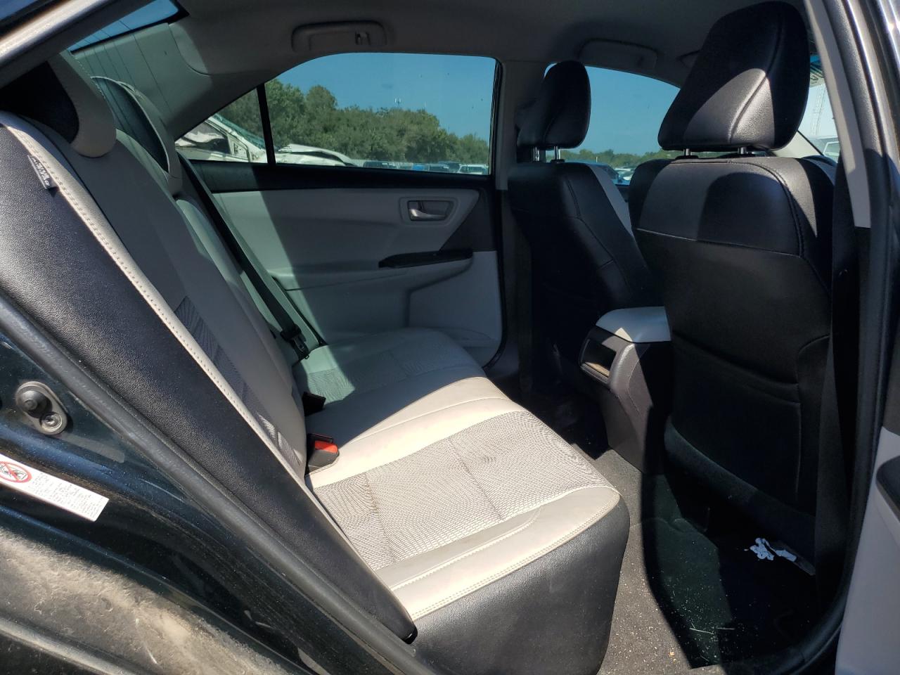 2016 Toyota Camry Le VIN: 4T1BF1FK3GU263989 Lot: 85352405