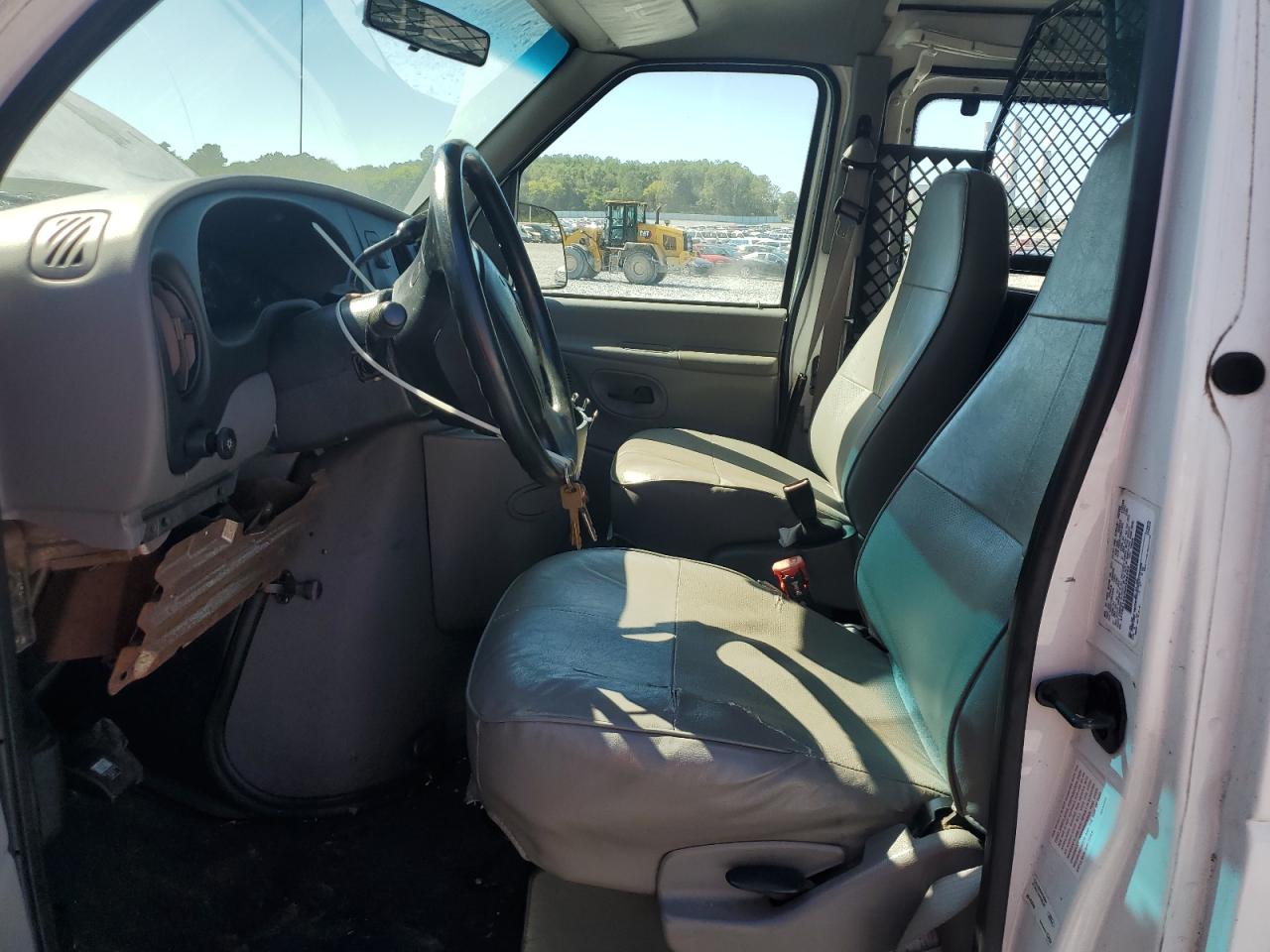 1998 Ford Econoline E150 Van VIN: 1FTRE1462WHA56500 Lot: 83772465