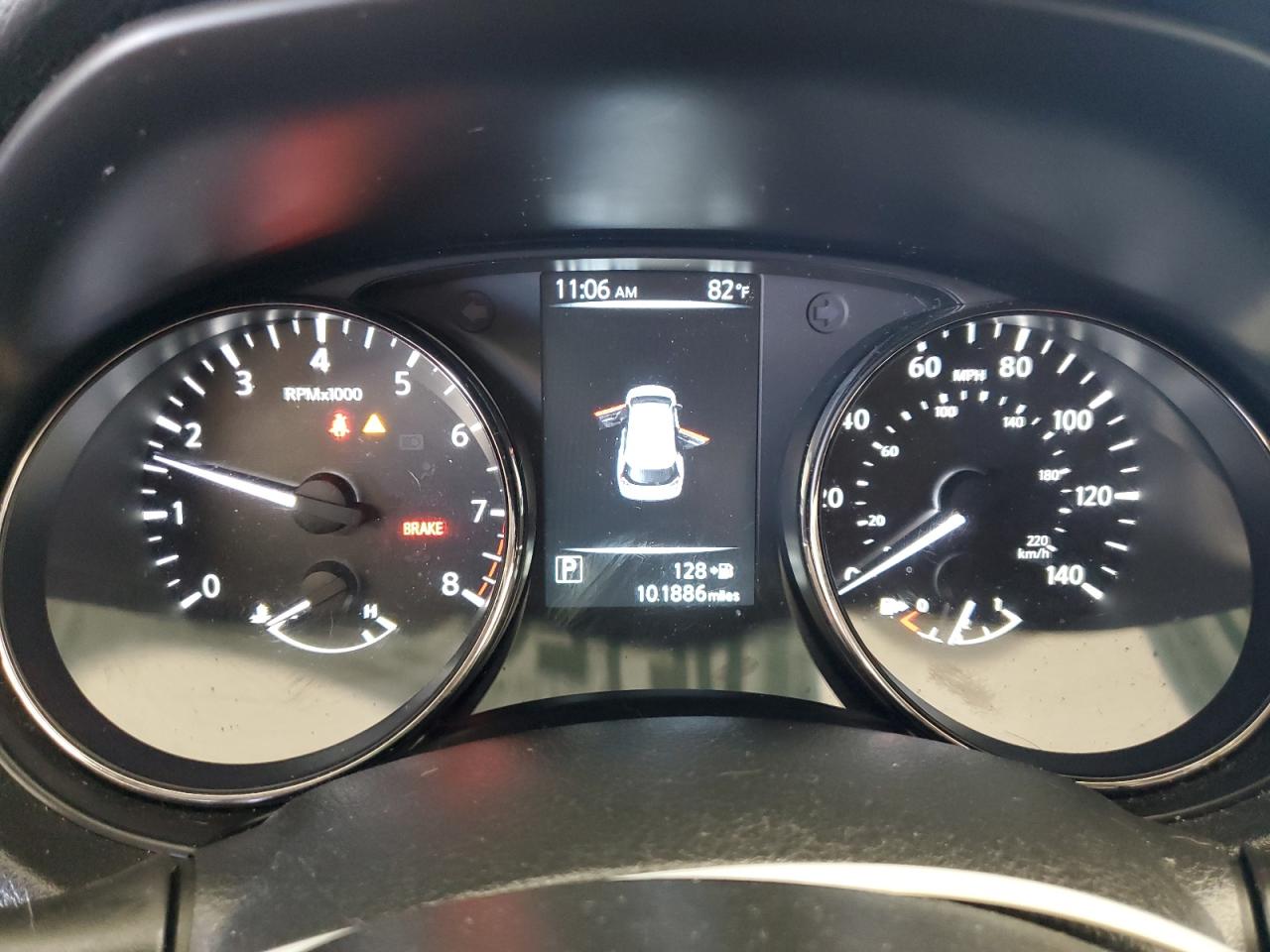 2017 Nissan Rogue S VIN: JN8AT2MT3HW384610 Lot: 82123585