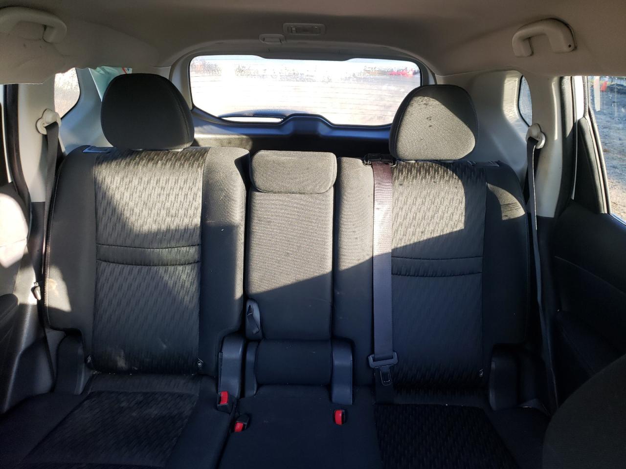 2017 Nissan Rogue S VIN: KNMAT2MVXHP535319 Lot: 84893135