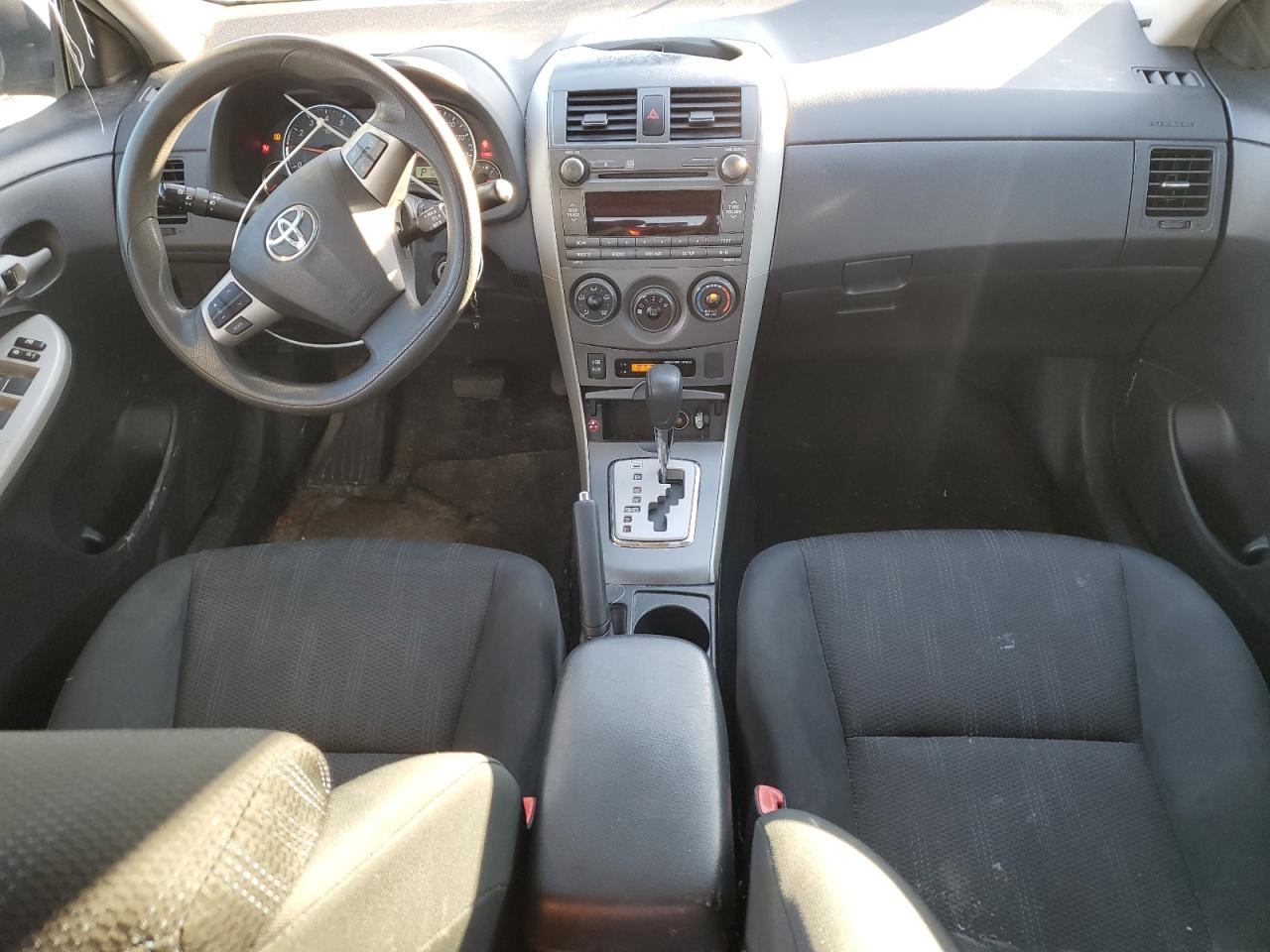 2011 Toyota Corolla Base VIN: 2T1BU4EE5BC695156 Lot: 84774855