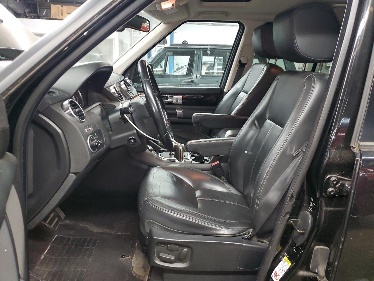 2011 Land Rover Lr4 Hse Luxury VIN: SALAK2D40BA557102 Lot: 89446355
