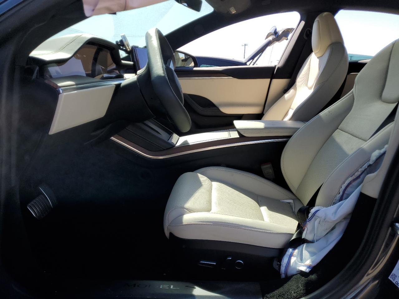 2024 Tesla Model S VIN: 5YJSA1E56RF537597 Lot: 90483705