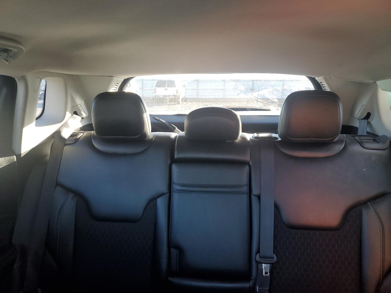 2018 Jeep Compass Latitude VIN: 3C4NJDBBXJT366349 Lot: 90808335