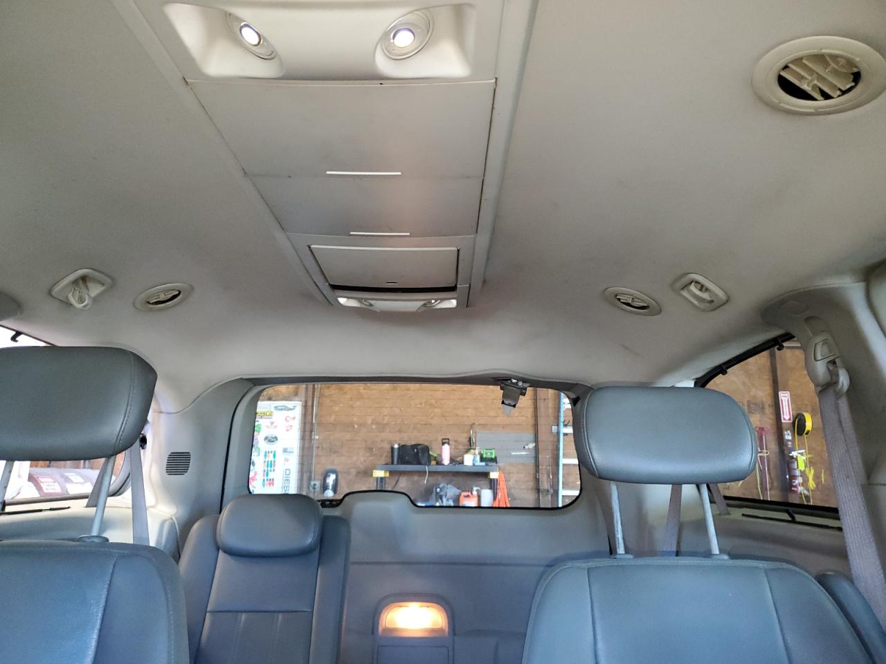 2010 Chrysler Town & Country Touring VIN: 2A4RR5D11AR315324 Lot: 85564635