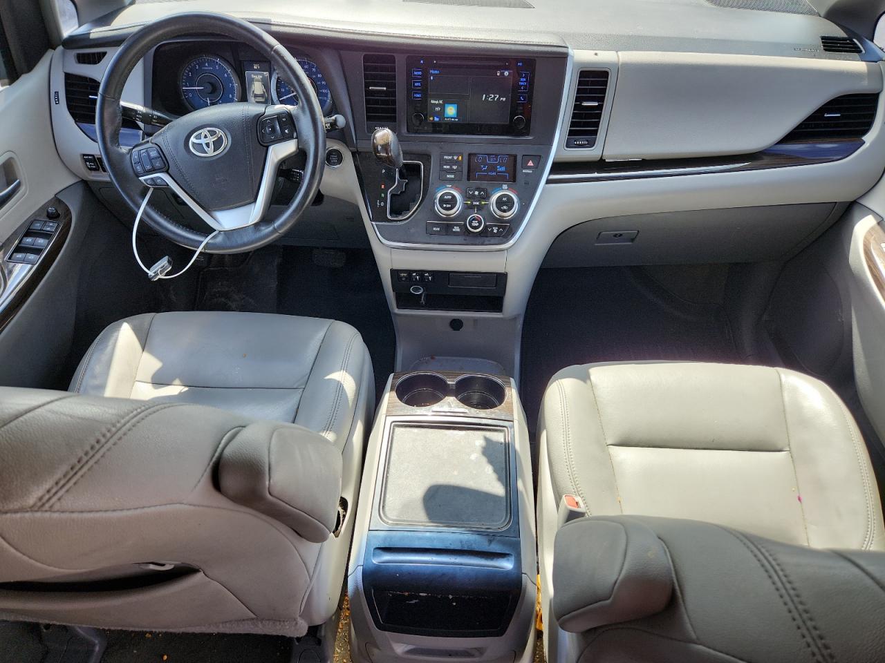 2017 Toyota Sienna Xle VIN: 5TDYZ3DC6HS782697 Lot: 82004675