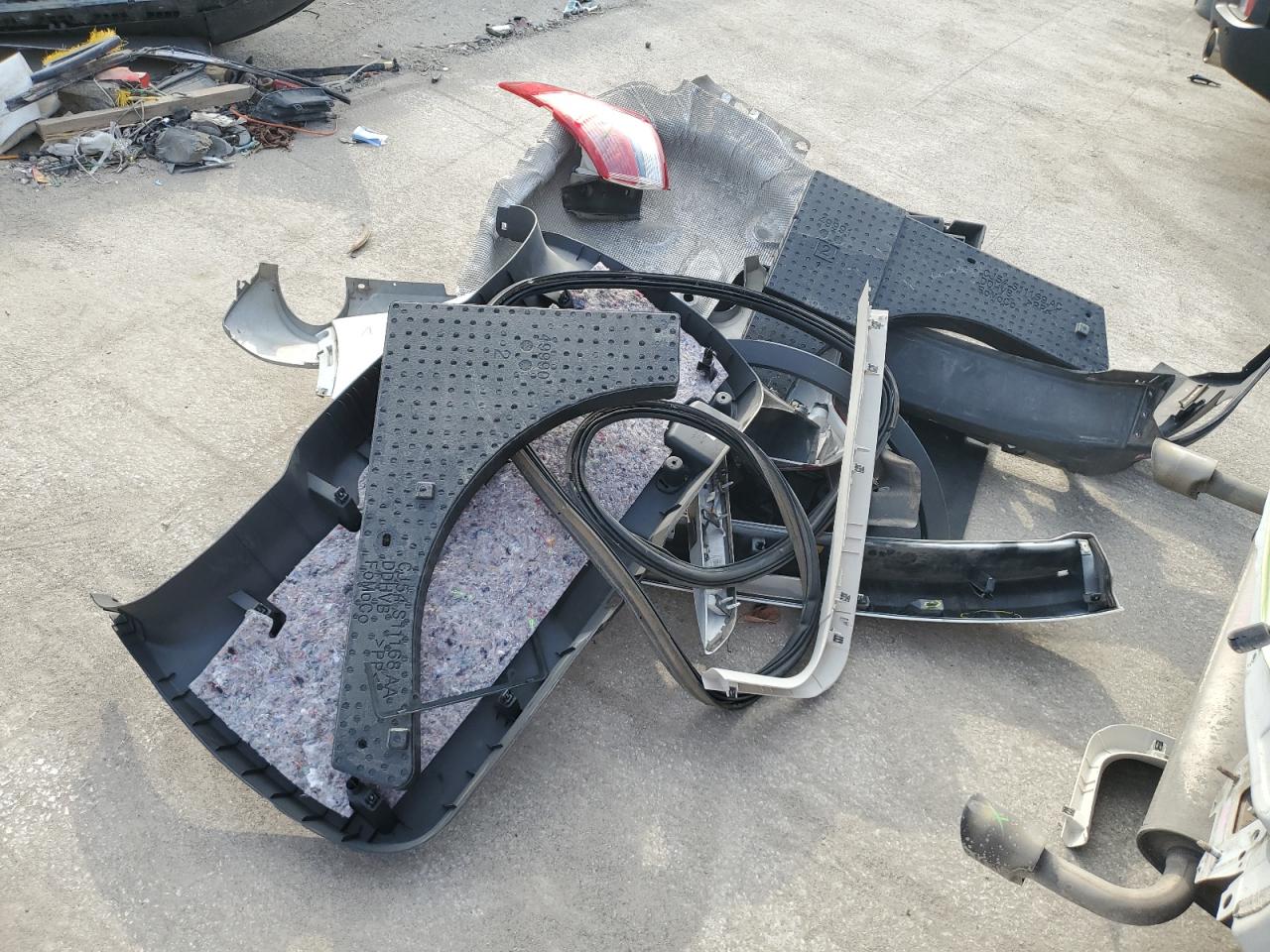 2013 Ford Escape Se VIN: 1FMCU9G9XDUD72501 Lot: 87107985