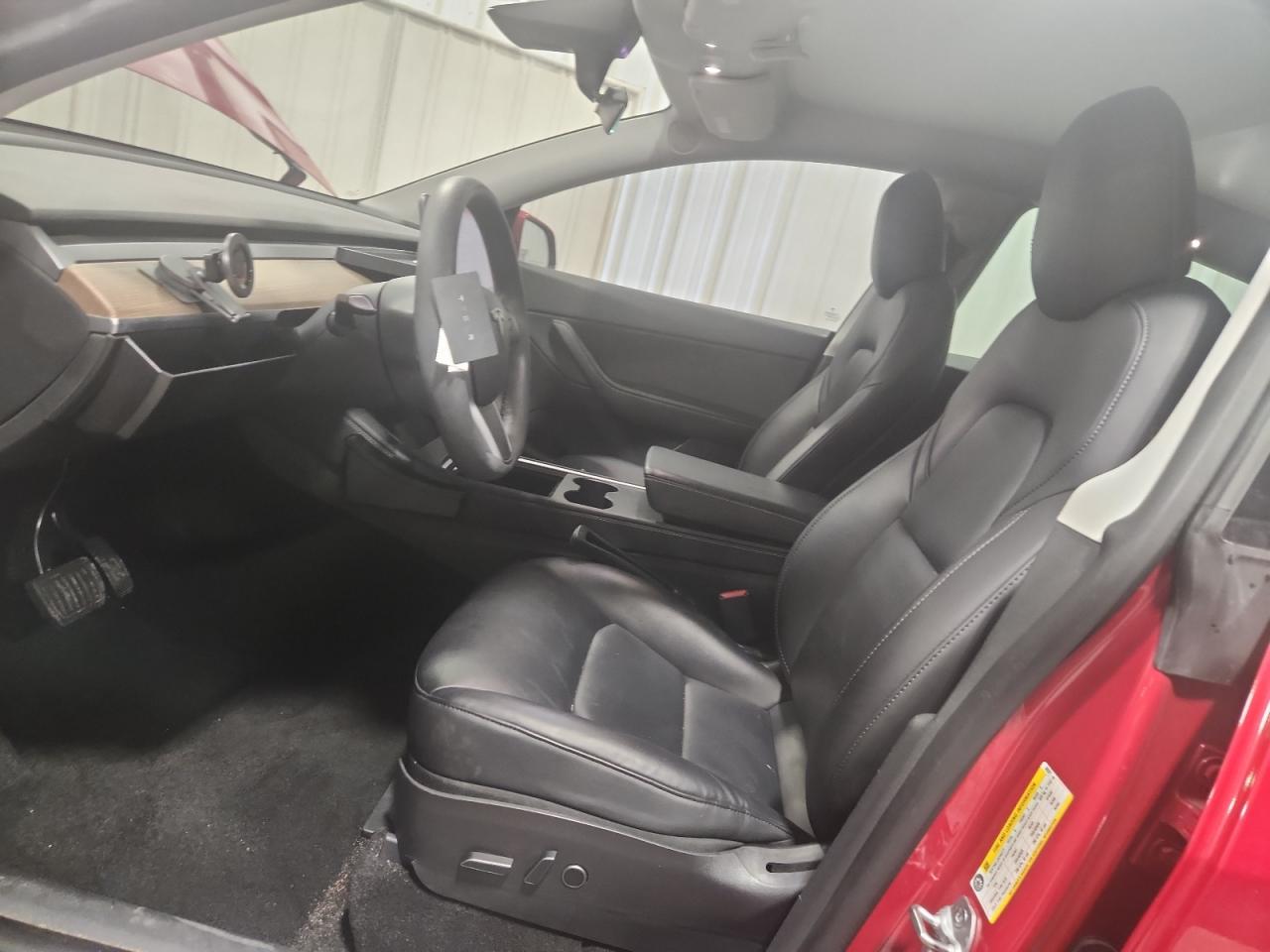 2022 Tesla Model Y VIN: 7SAYGDEE6NF385571 Lot: 85714915