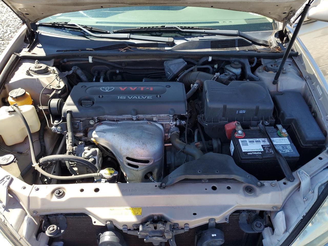 2002 Toyota Camry Le VIN: 4T1BE32K42U047128 Lot: 85839135