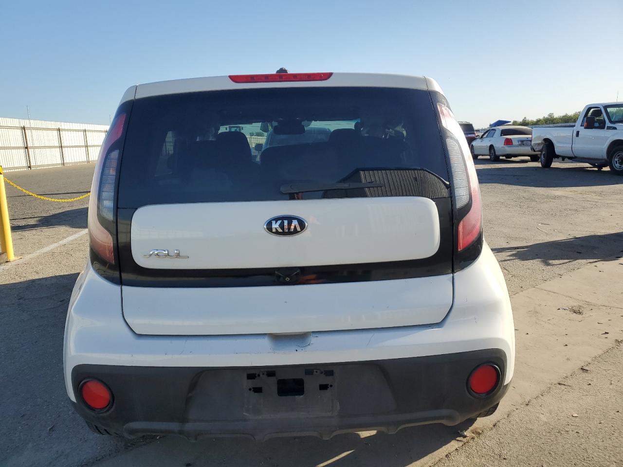 2018 Kia Soul VIN: KNDJN2A24J7542471 Lot: 85882335
