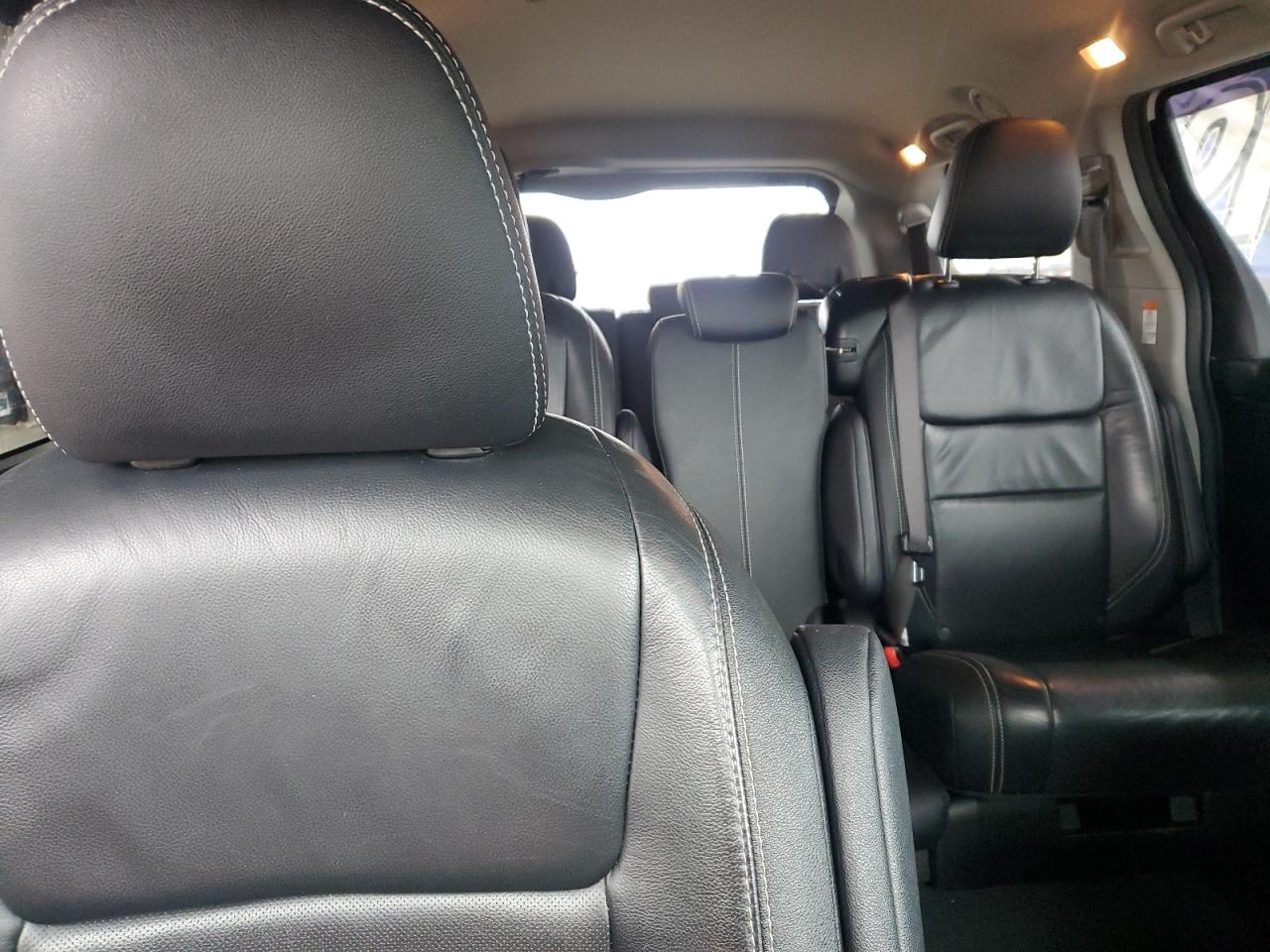 2017 Toyota Sienna Se VIN: 5TDXZ3DC4HS854623 Lot: 84781815