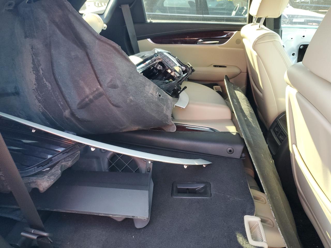 2019 Cadillac Xt5 Luxury VIN: 1GYKNDRS9KZ106672 Lot: 82298245