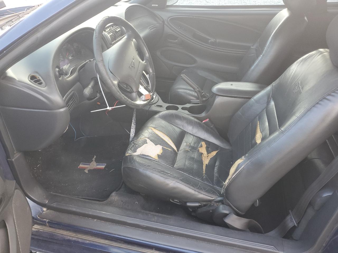 2004 Ford Mustang Gt VIN: 1FAFP42XX4F202098 Lot: 82347865