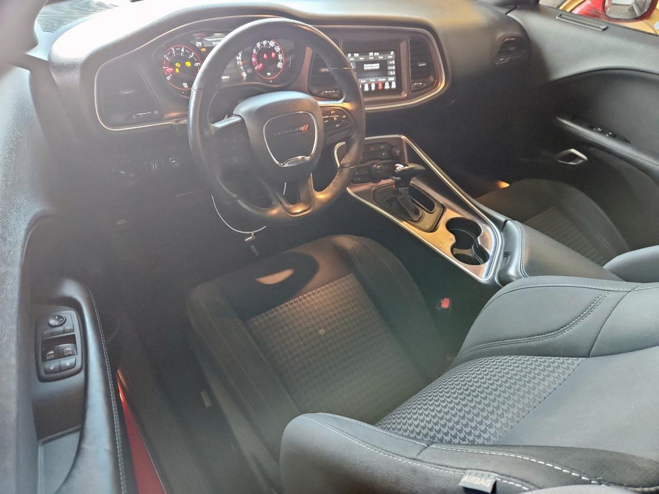 2018 Dodge Challenger VIN: 2C3CDZAG3JH310422 Lot: 82404135