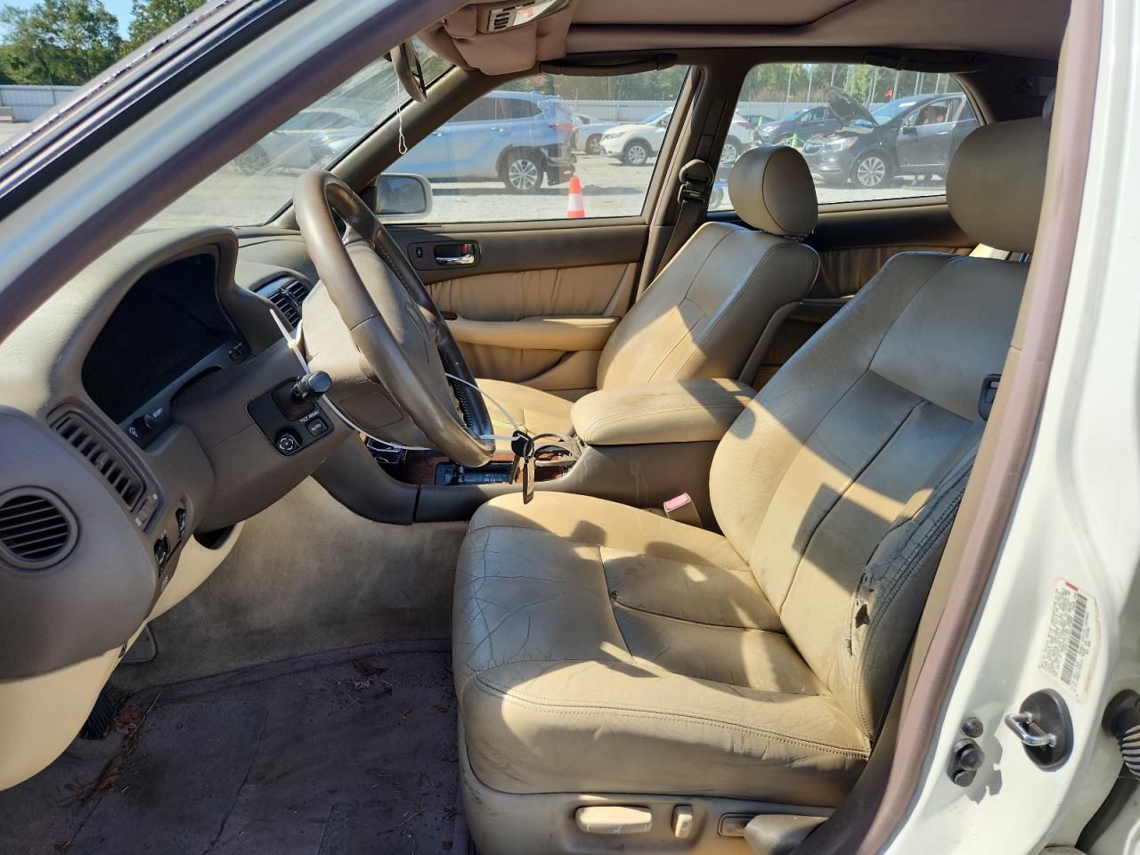 1994 Lexus Ls 400 VIN: JT8UF11E1R0197983 Lot: 84965205