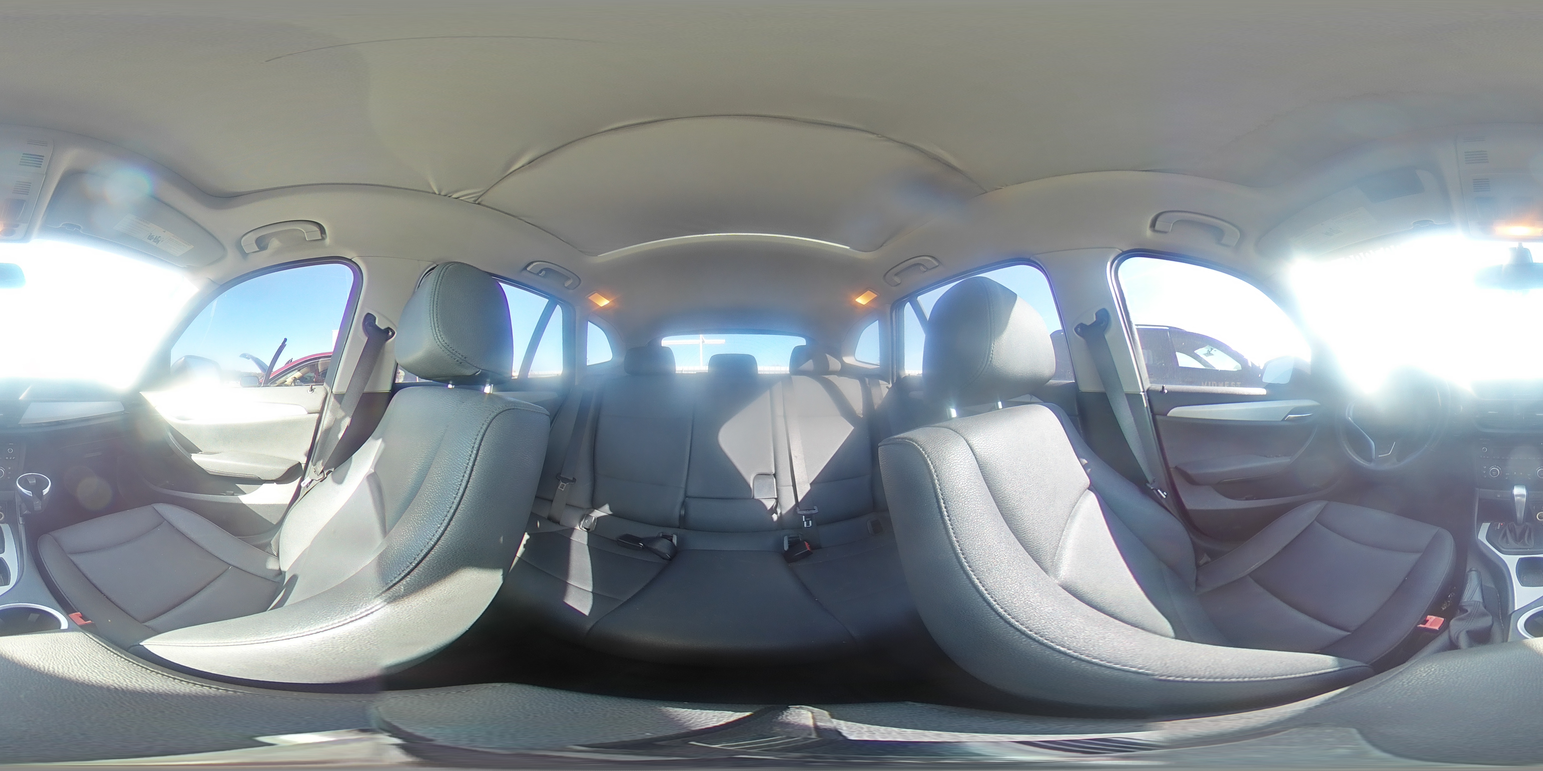 Фото: WBAVM5C58FVV94649