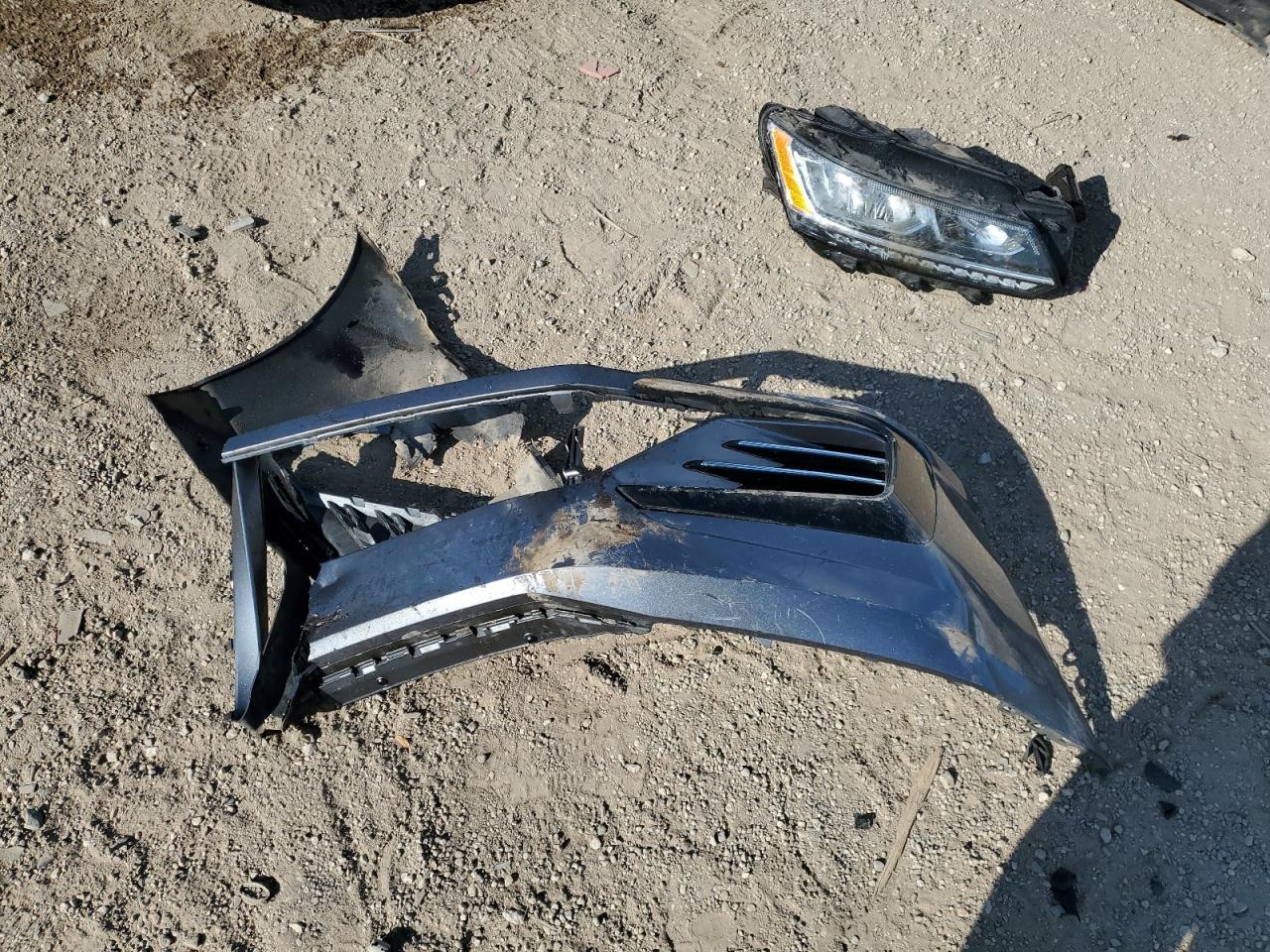 2018 Volkswagen Passat S VIN: 1VWAA7A3XJC043941 Lot: 86547805