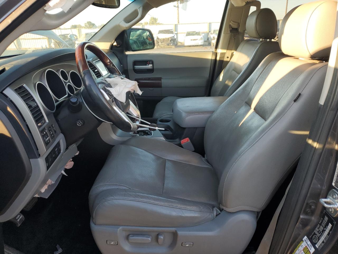 2014 Toyota Sequoia Platinum VIN: 5TDDY5G13ES097530 Lot: 85763075