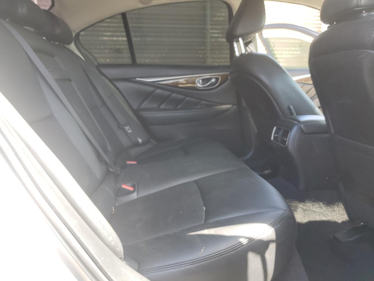 2019 Infiniti Q50 Luxe VIN: JN1EV7AP8KM517055 Lot: 84586595