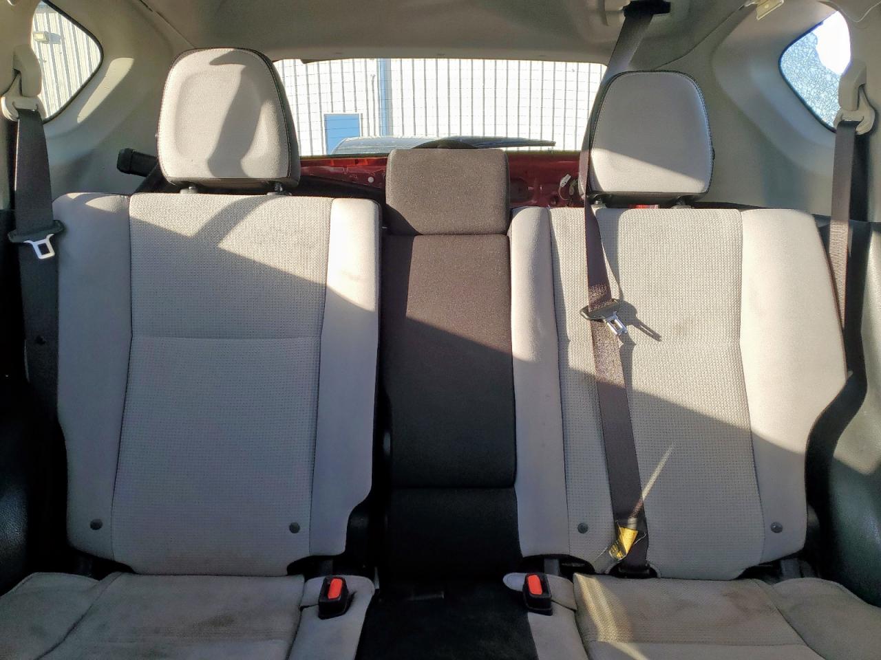 2017 Toyota Rav4 Xle VIN: JTMWFREV8HJ130924 Lot: 90323495