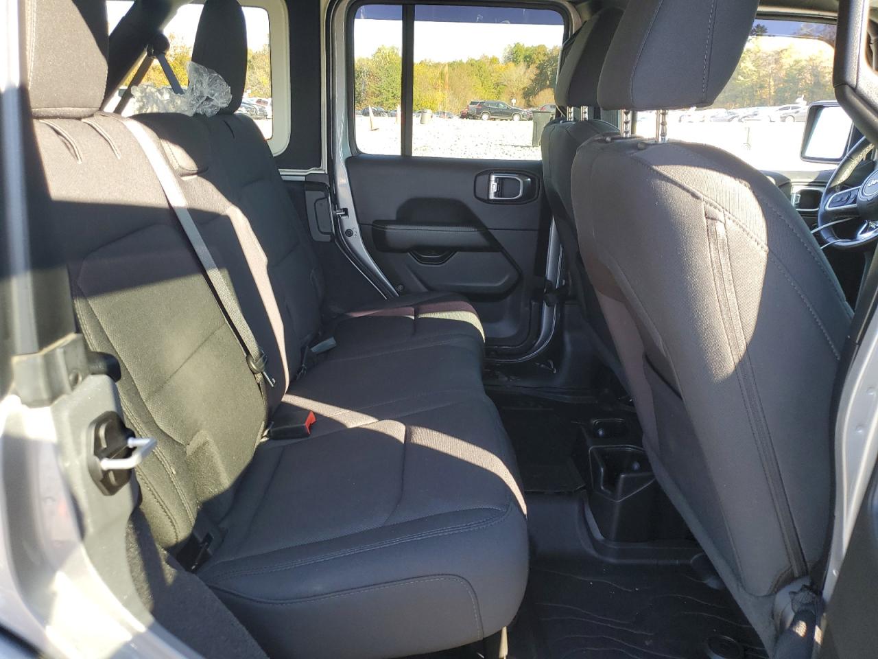 2021 Jeep Wrangler Unlimited Sahara VIN: 1C4HJXEN8MW556945 Lot: 87293515