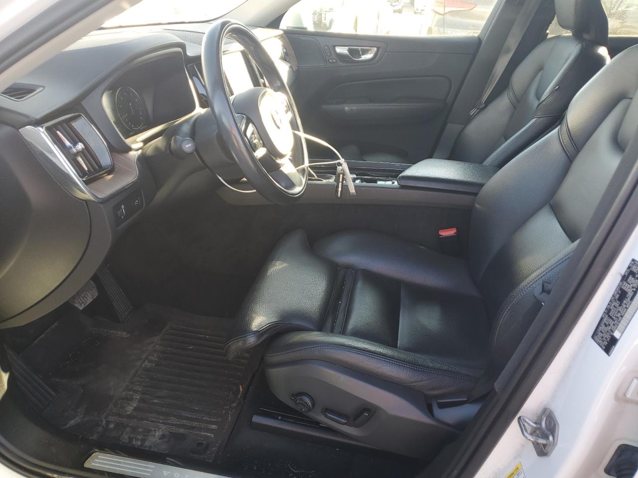2019 Volvo Xc60 T5 Inscription VIN: LYV102RL6KB298590 Lot: 84775695