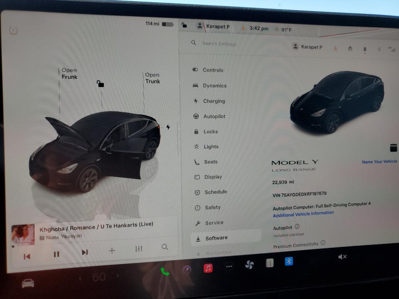 2024 Tesla Model Y VIN: 7SAYGDEDXRF197679 Lot: 85381295