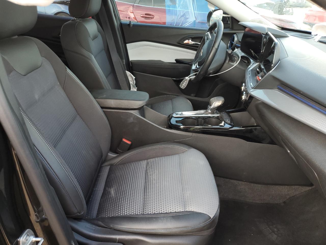 2024 Chevrolet Trax 1Lt VIN: KL77LHE22RC242747 Lot: 82692105