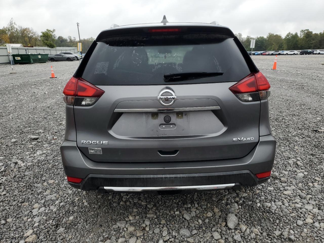 2017 Nissan Rogue S VIN: KNMAT2MV8HP612575 Lot: 85367815