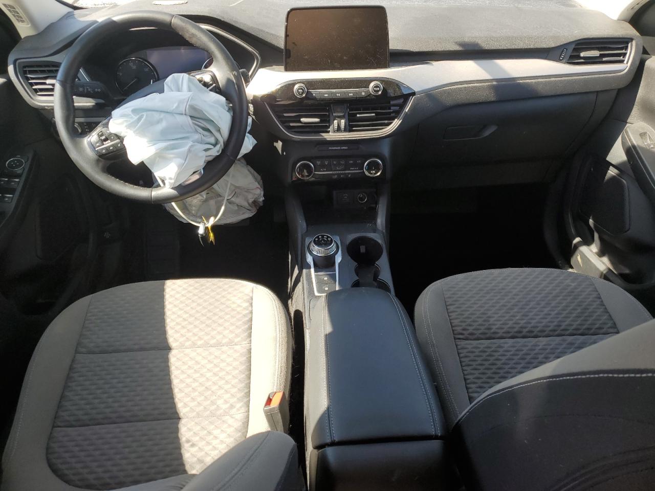 2022 Ford Escape Se VIN: 1FMCU0EZ1NUA22142 Lot: 84061875