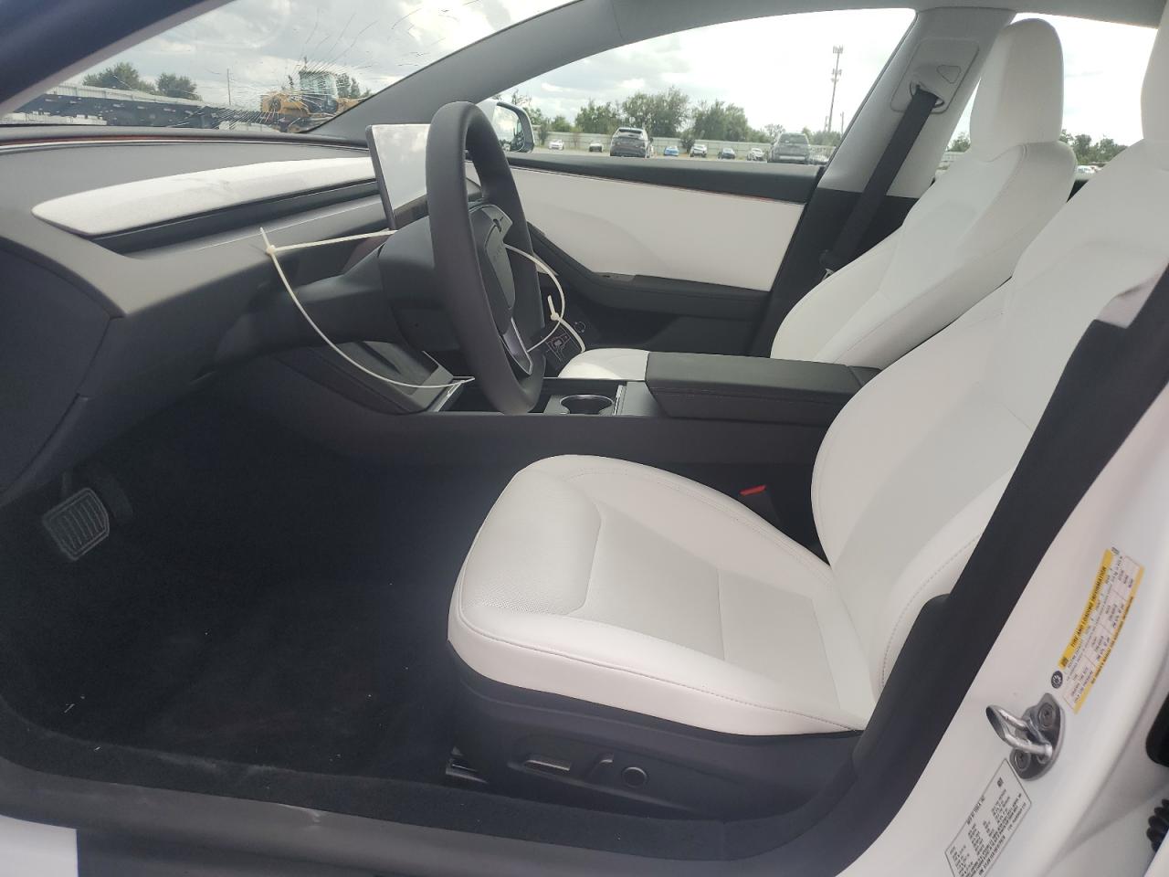 2025 Tesla Model 3 VIN: 5YJ3E1EA1SF072576 Lot: 81979535