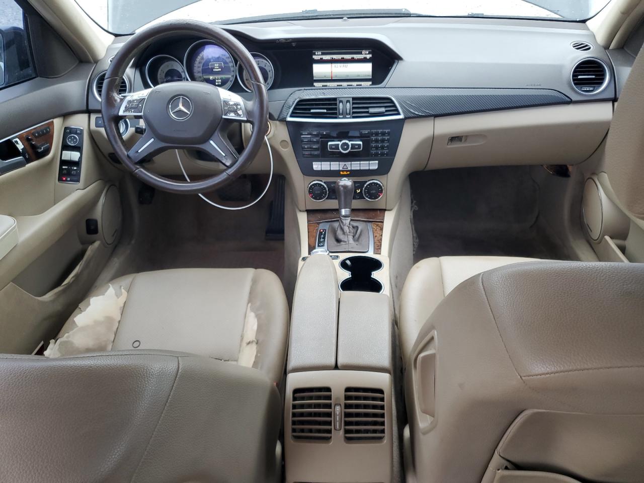 2013 Mercedes-Benz C 250 VIN: WDDGF4HB0DR262747 Lot: 82249645