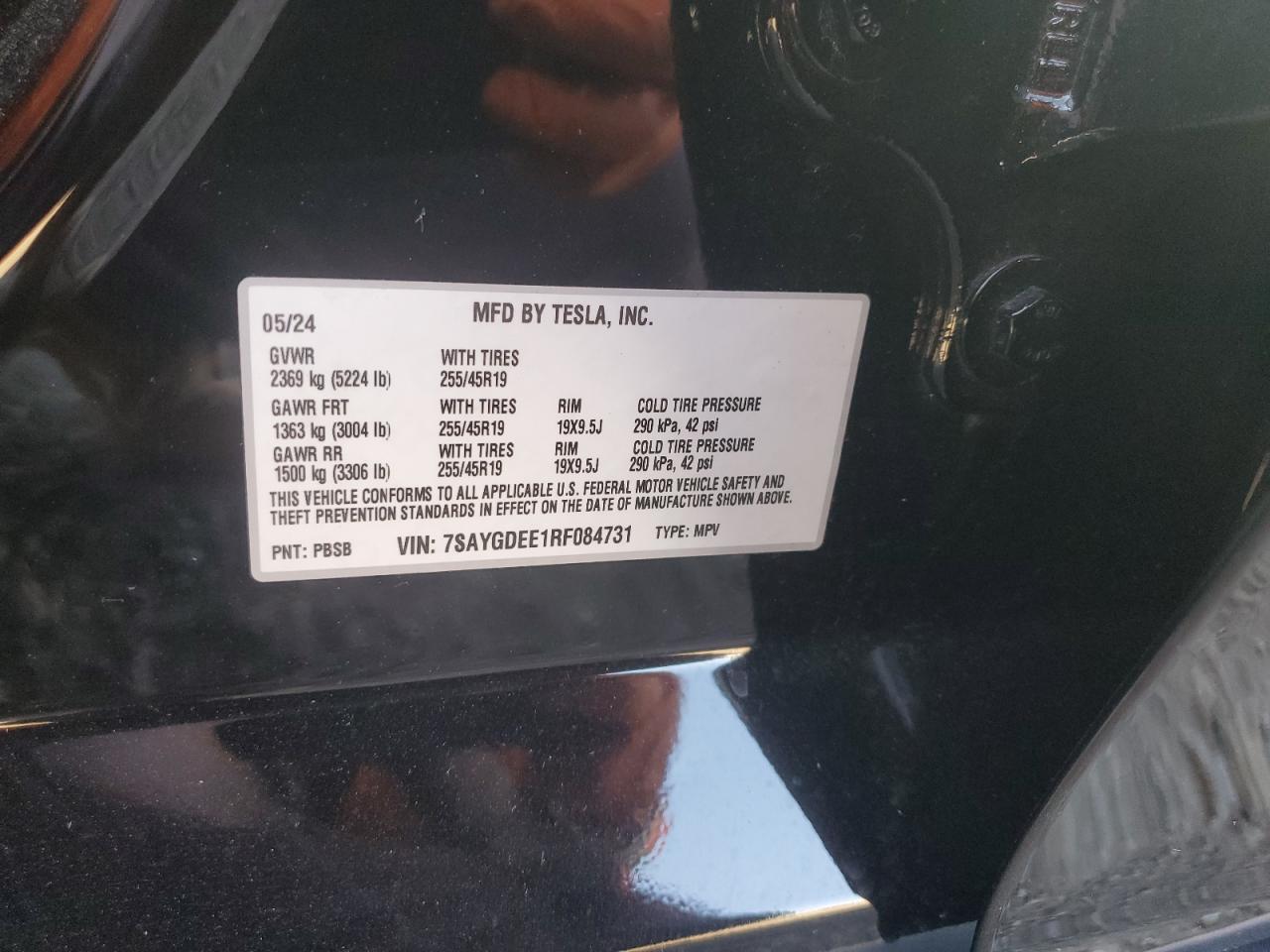 2024 Tesla Model Y VIN: 7SAYGDEE1RF084731 Lot: 90621045