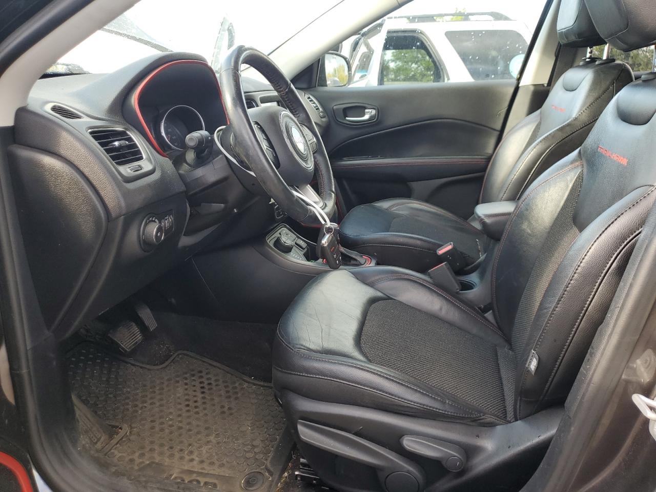 2018 Jeep Compass Trailhawk VIN: 3C4NJDDB4JT187575 Lot: 85652975