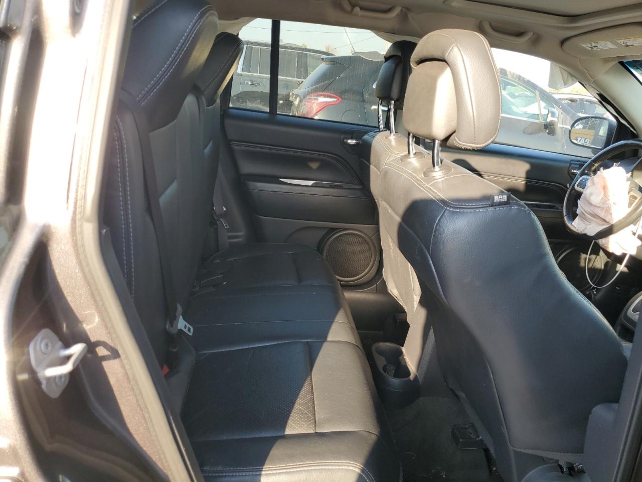 2016 Jeep Compass Latitude VIN: 1C4NJDEB9GD790311 Lot: 85491825