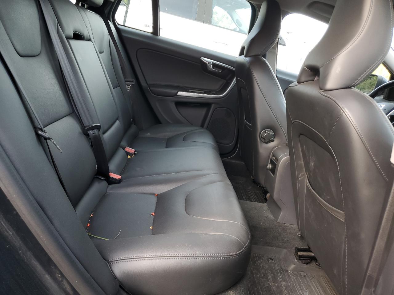 2015 Volvo V60 Premier+ VIN: YV1612SCXF1213867 Lot: 84948075