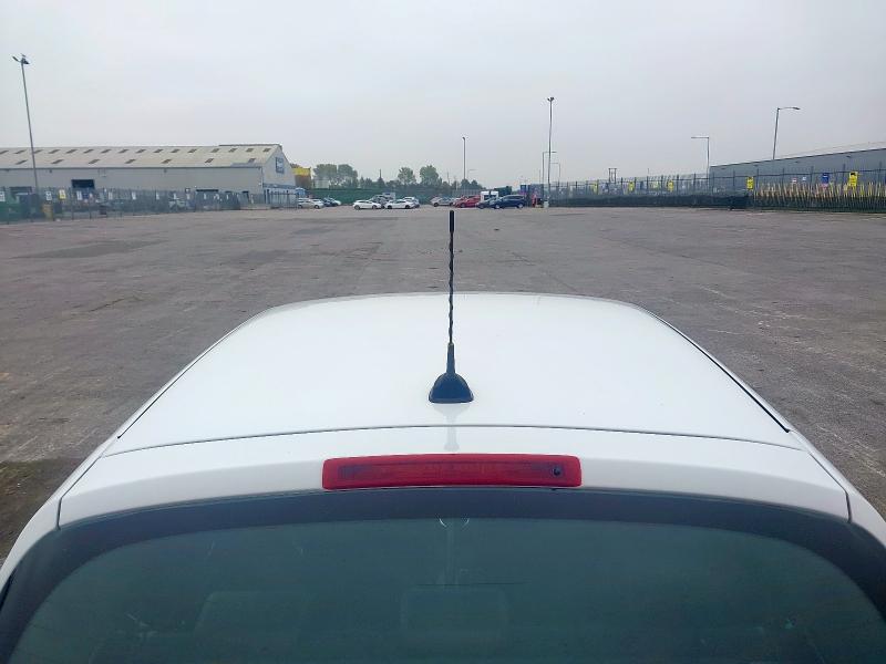 2011 RENAULT CLIO 1.2 16V DYNAMIQUE TOMTOM 5DR