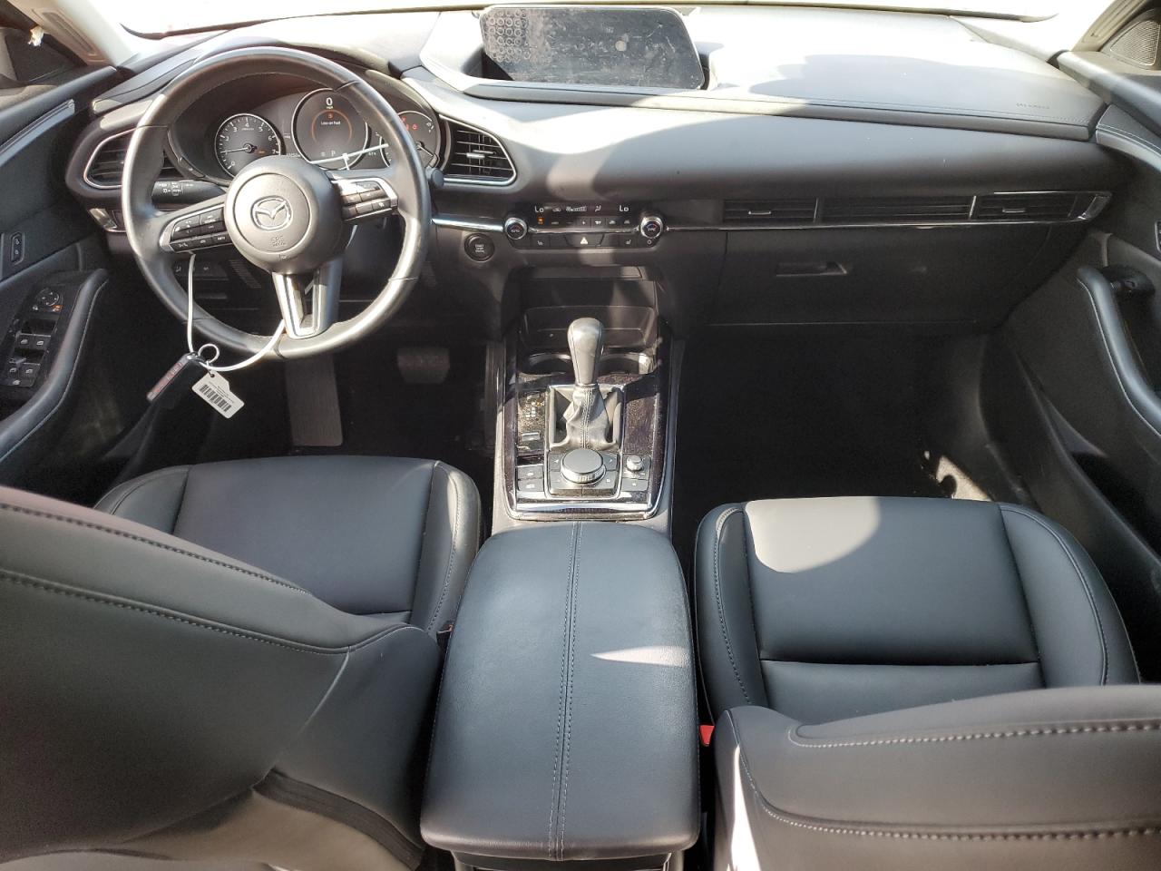 2024 Mazda Cx-30 Preferred VIN: 3MVDMBCM7RM632700 Lot: 82370095